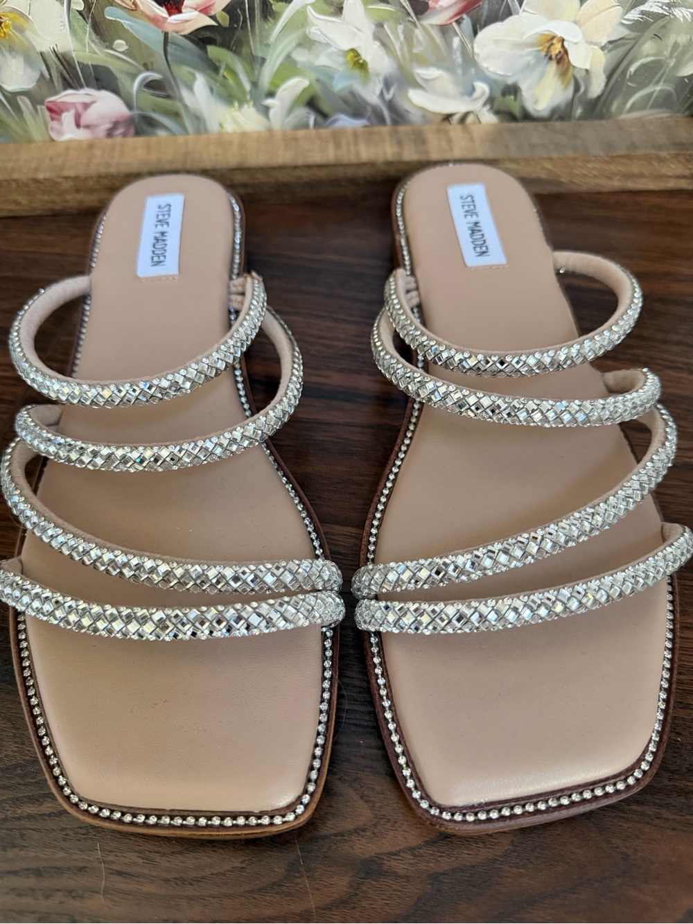 Steve Madden Size 11 Rhinestone Strappy Flat Sandals Nude Crystal